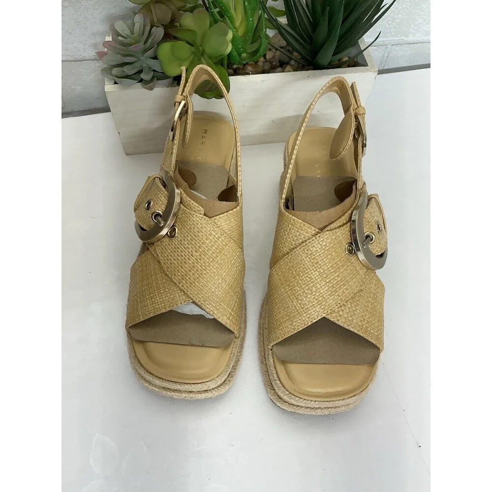 Marc Fisher  Women's Sandals Size 6.5 In New Condition - Picture 2 of 4